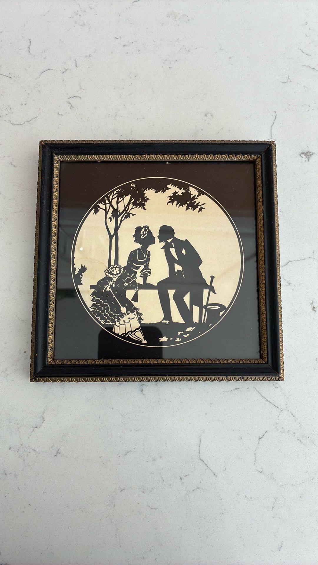 Antique Framed Silhouette Romantic Couple