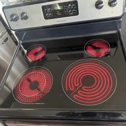 Frigidaire Electric Stove Used 