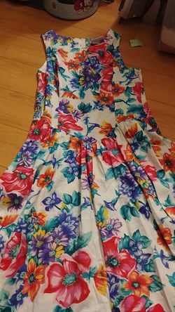 $5**100% COTTON DRESS size 5