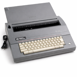 Vintage Smith Corona SL 575 Typewriter - Electric / Automatic