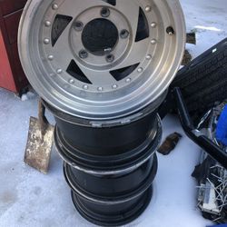 Set De Rines 15x8 Bolt Pattern 5x5.5 O 5x139.5 No Traen Las Center Caps $285