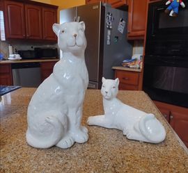 2 VTG White Panther Porcelain Figurine Sculptures