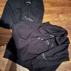 Essentials Black Set Men Size Small