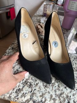 Like New Gorgeous Sz 7 Black Suede Confortable Shoes  SALE $18 🍀