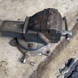 Heavy Duty Bench Vice