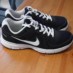 Nike Women's 9 Great Used Condition 
