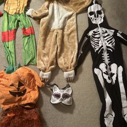 Halloween Costumes 