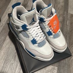 Jordan 4 Military Blue 