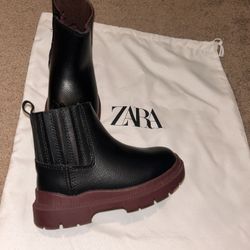 ZARA TREADED ANKLE BOOTS KIDS 
