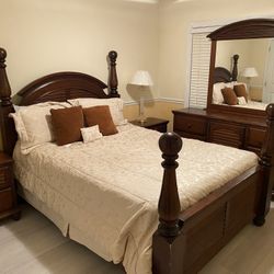 Solid Wood Bedroom Set 