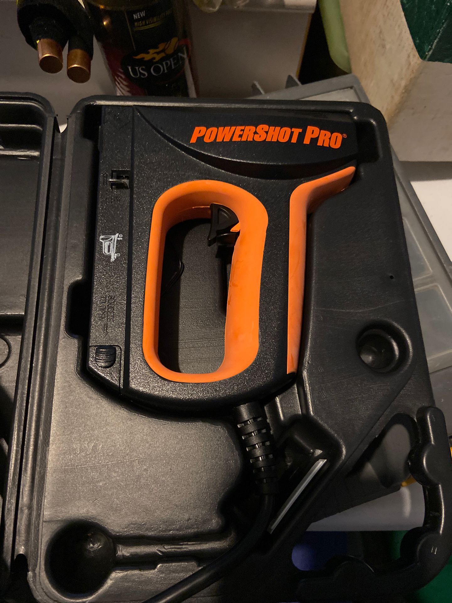 Powershot pro electric staple and nail gun