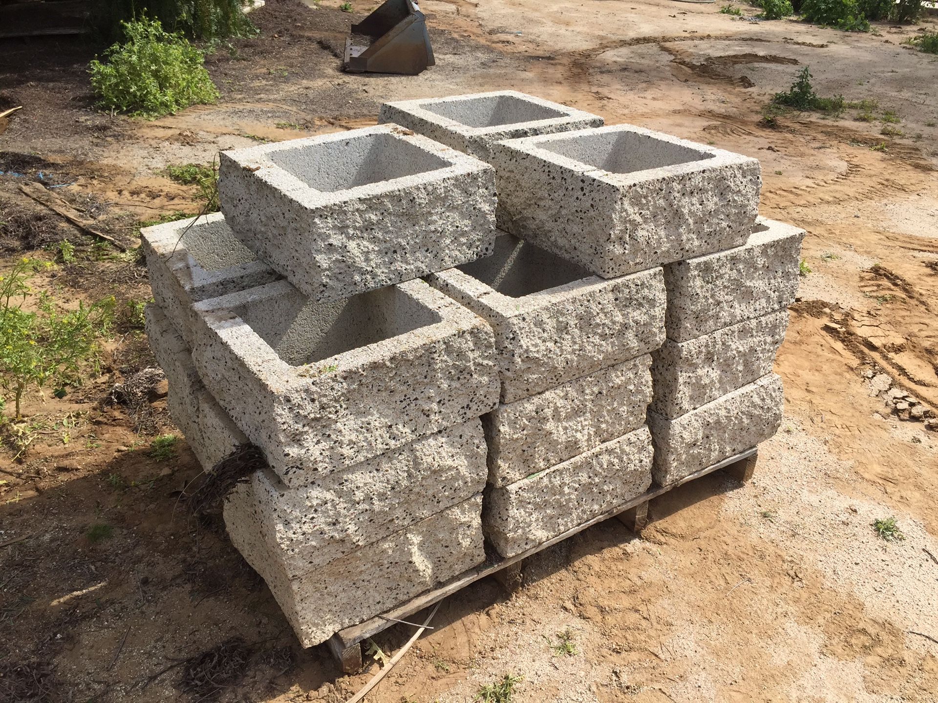 16/16/8 gray split face Orco column block