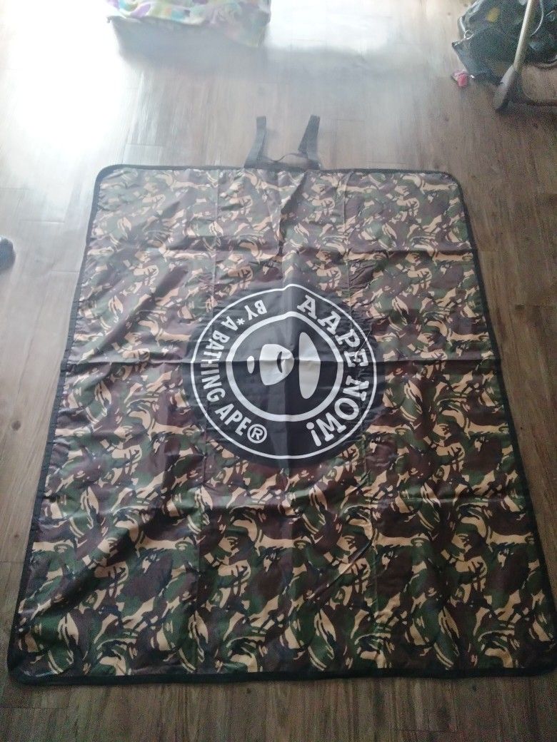 *A Bathing Ape® AAP NOW? Picnic Mat,All Products : American Fashion Style Bags On Sale