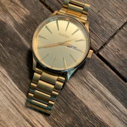 Nixon Gold Watch 