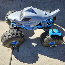 Monster Jam Mega Megalodon RC Monster Truck