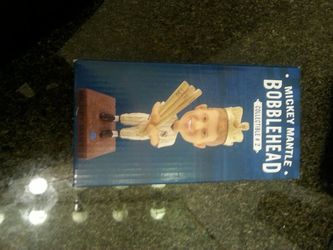 Yankees Mickey mantle bobblehead