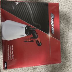 SNAP ON VACUUM BRAKE BLEEDER AND AUTOMATIC REFILL