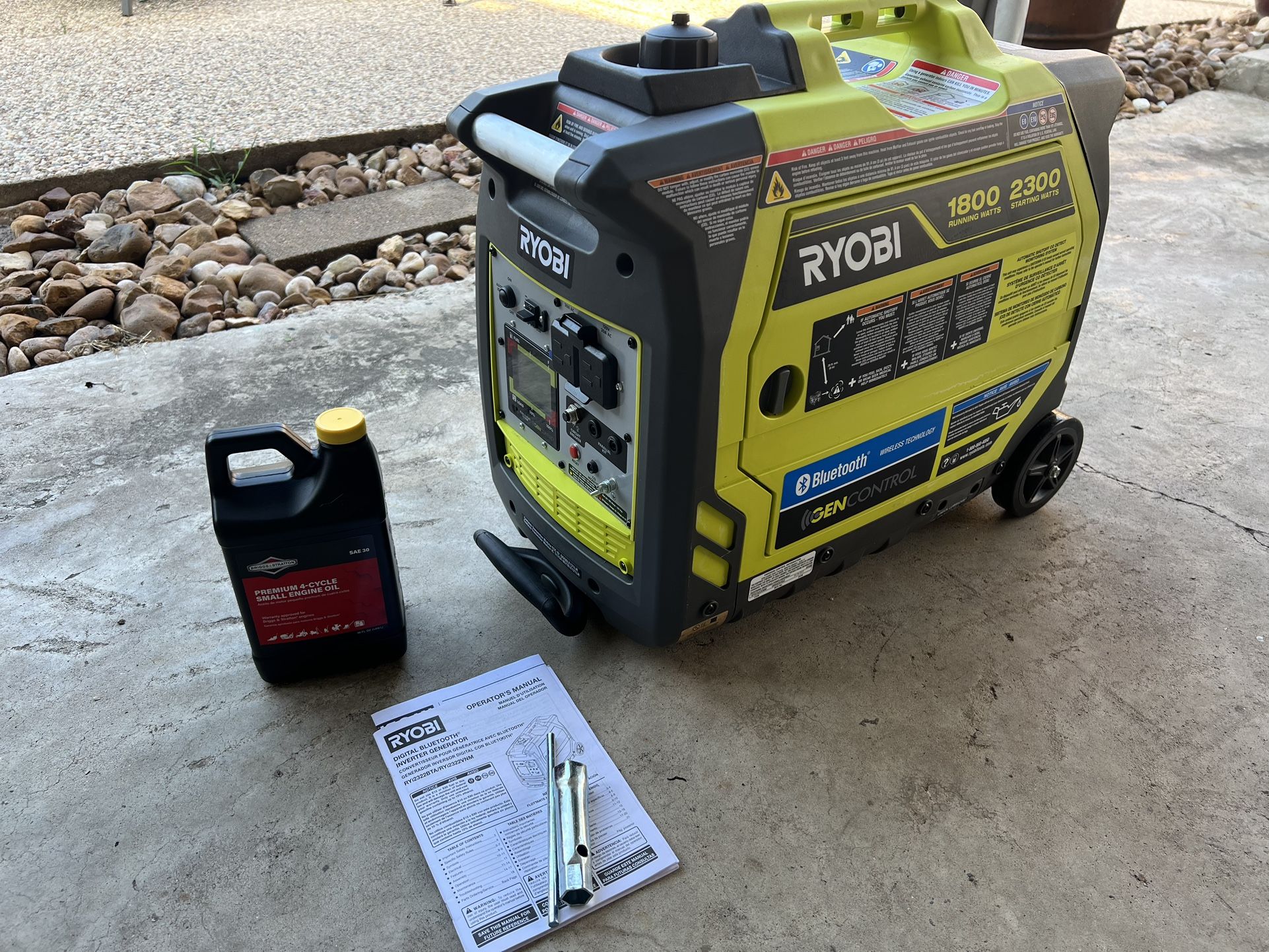 Brand NEW RYOBI 2300 Inverter Generator