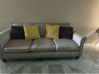 Jerome’s Furniture 2 Beige Hanson Sofa