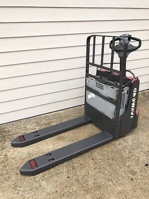RAYMOND 8210 24V Electric Walkie Pallet Jack Used Selling MUST MOVE!!