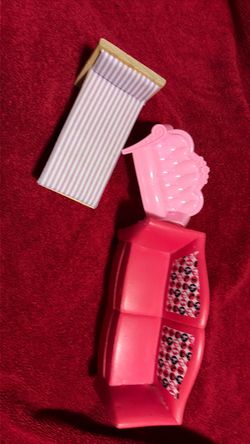 Doll furniture 3 ps for 5.00