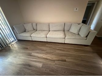 Sectional couch