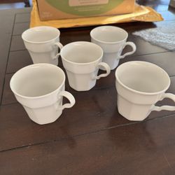 Tea Cups 