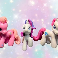 Hasbro 2000s 3 My Little Pony Figures Pinkie Pie, Rarity & Blossomforth, 2–2.5”