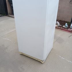 Kenmore Stand Up Freezer 