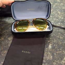 Authentic Gucci sunglasses 