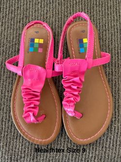 Toddler size 9 Girl Healthtex Summer Sandals