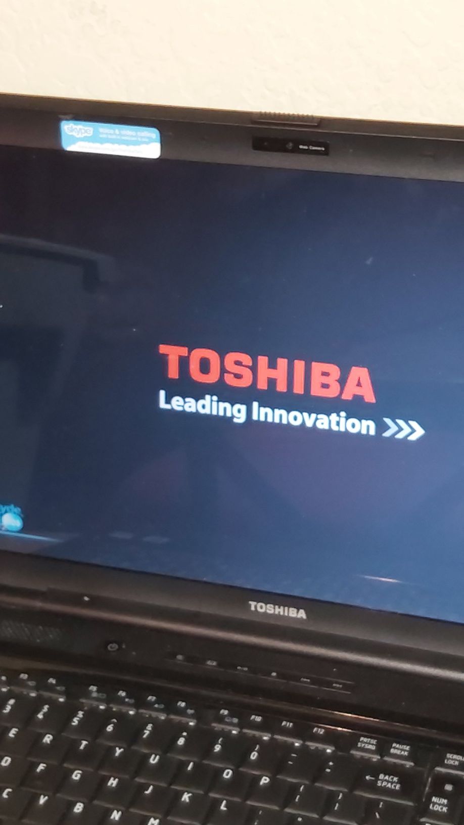 Laptop Toshiba satellite L355-S7902