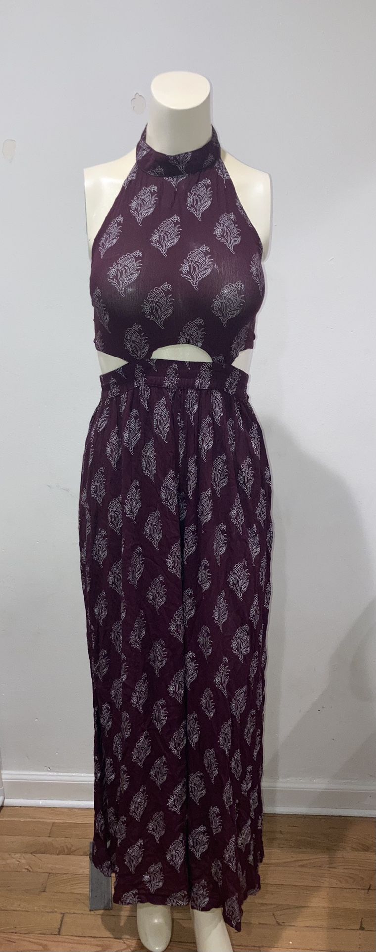 Lua Nova M Jumpsuit Burgundy & Silver Women’s Open Back Sheer Halter Top Medium