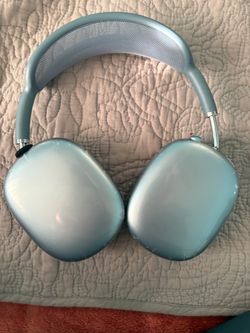 AirPod maxes