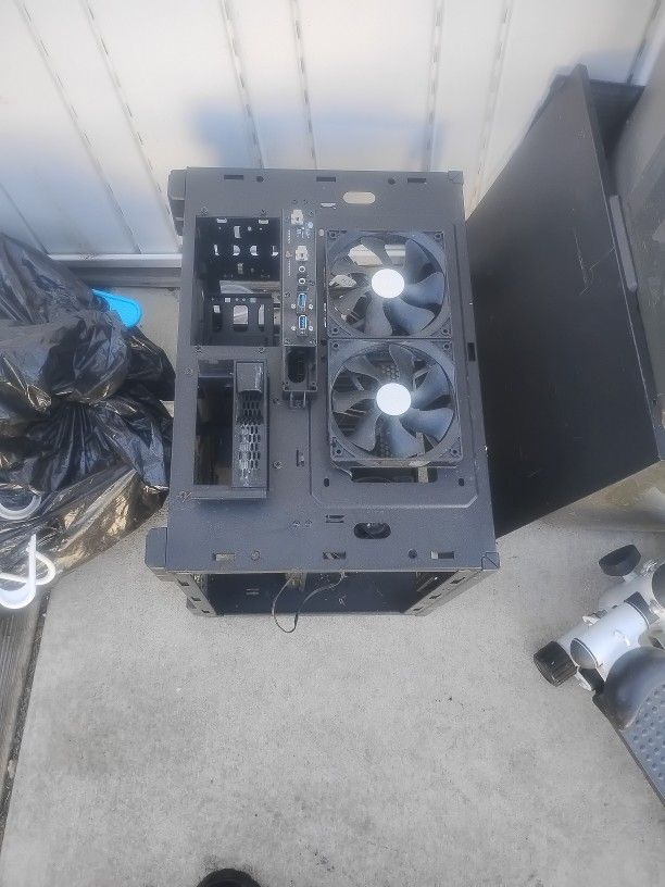 Gaming Computer Frame And Mother Bord