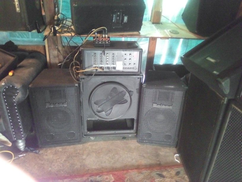Roland Speakers N Sub Audio System