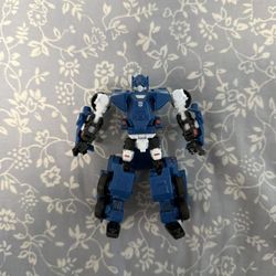 Transformers Hunt for the Decepticon Breacher