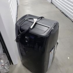 Air Conditioner 10k Btu Used 