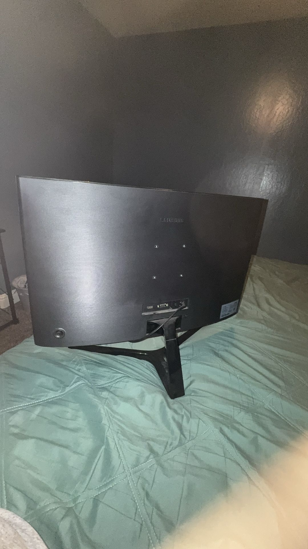Samsung Curved Moniter Gaming