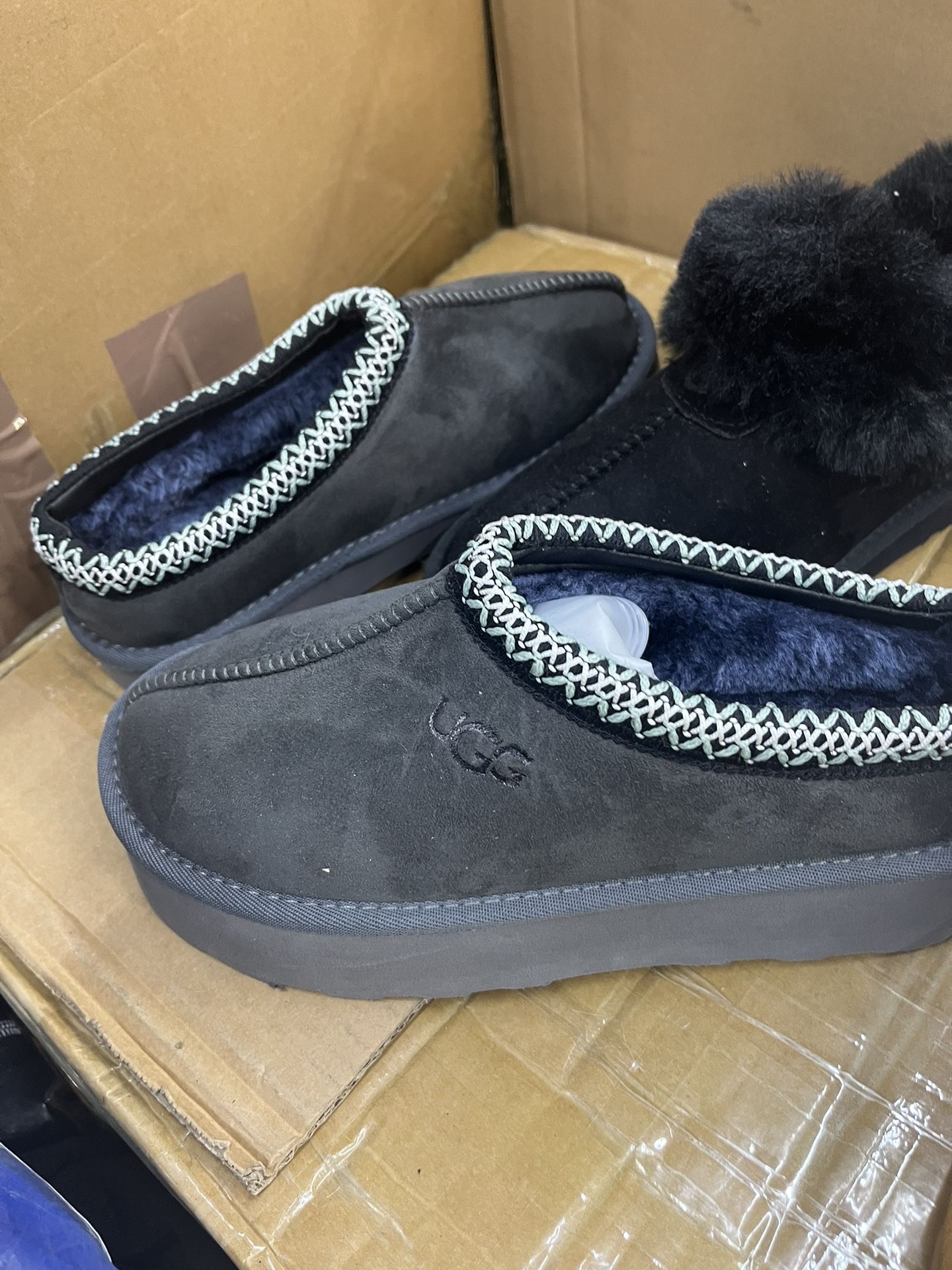 Uggs sneakers