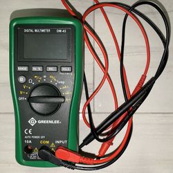 Greenlee DM-45 CATIII, 600V Auto-Ranging Digital Multimeter