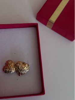 Nugget heart earrings