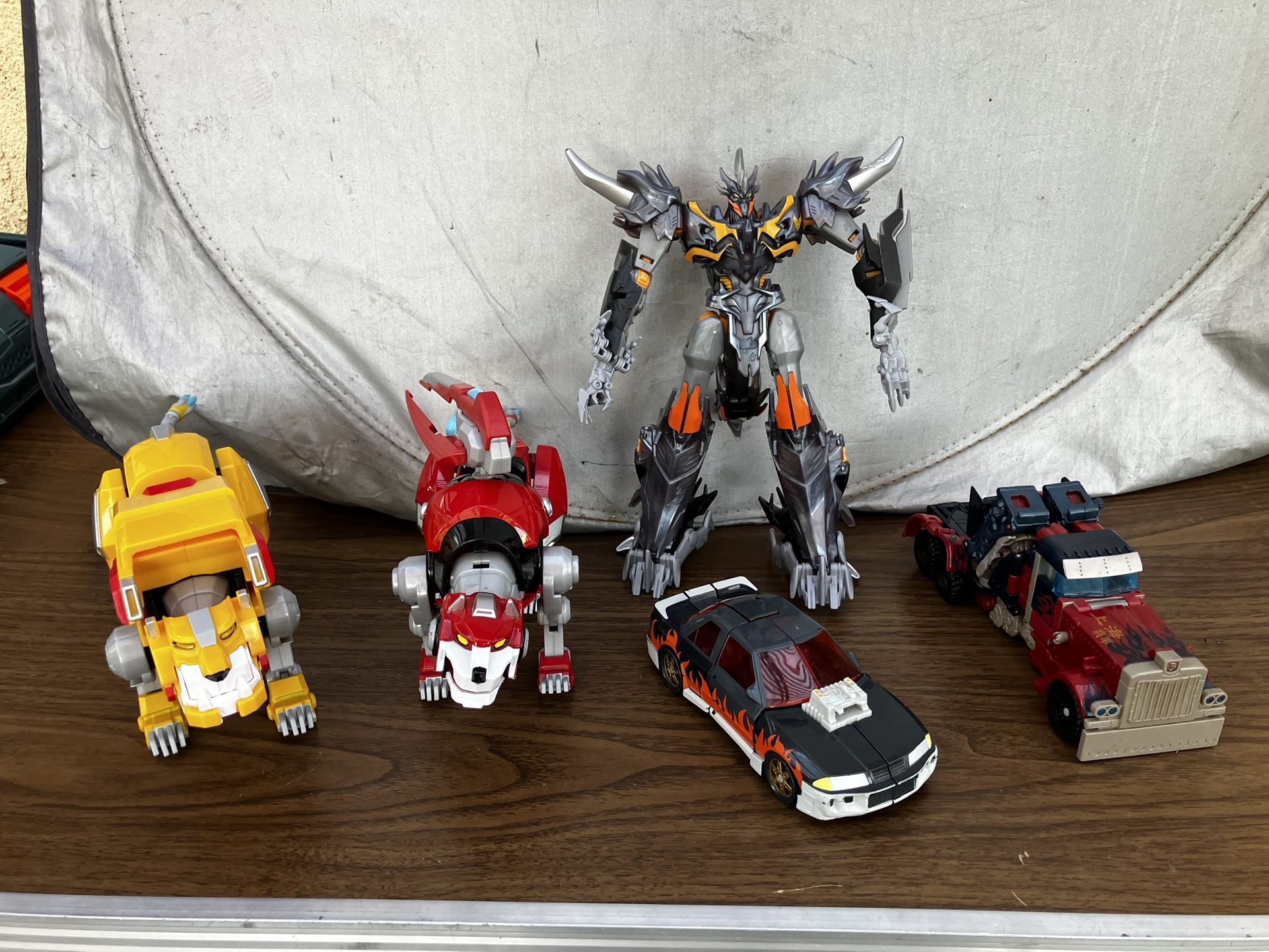 Transformers Lot