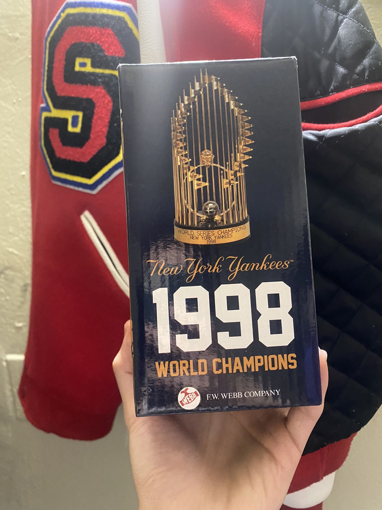 1998 Mini Yankees Trophy