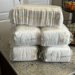 225+ Size 1 Diapers 