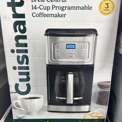 New Sealed Cuisinart Brew Central 14-cup Programmable Coffee Maker CBC-7400PC