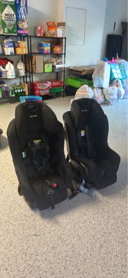 Nuna Car Seats – Set of 2