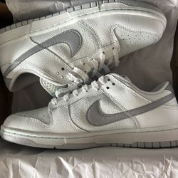 Nike Dunks 