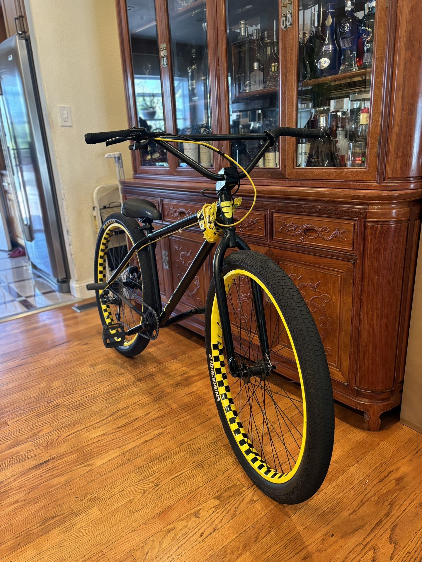 Mafia 29 Geared Bomma Black Yellow