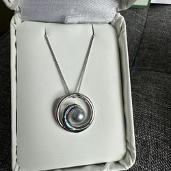SALE! Na Hoku Pearl Factory silver wave pendant with abalone and creamy white Akoya pearl 